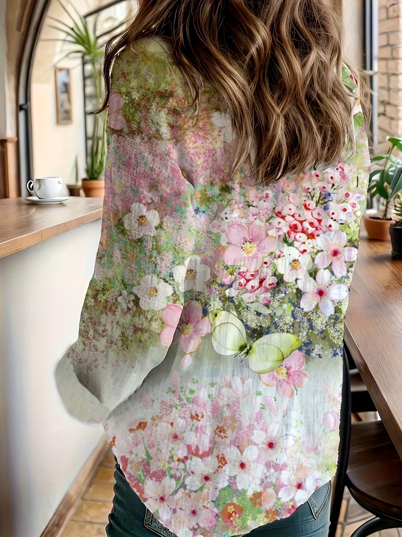 Blooming Elegance™ Floral Button-Up Blouse